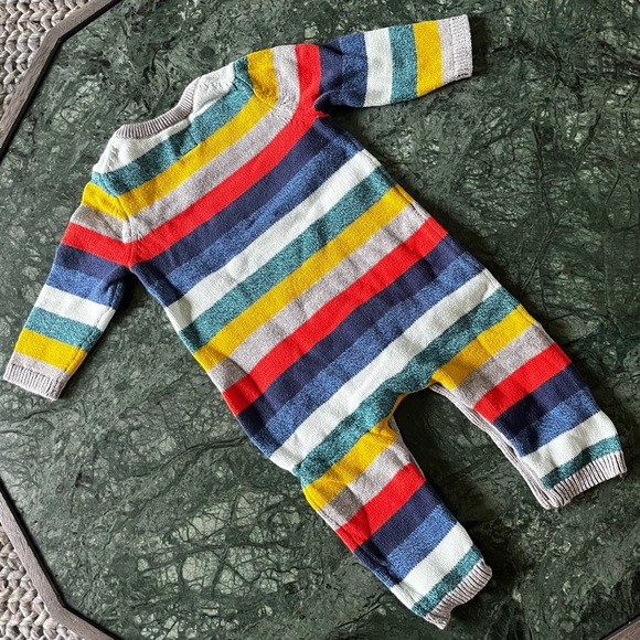 Baby Gap one piece sweater suit - Picture 3 of 3